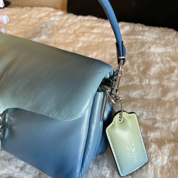 ❌Sold out❌Coach Pillow Tabby Shoulder Bag 26 Aqua Green multi Ombré Leather - Picture 8 of 15